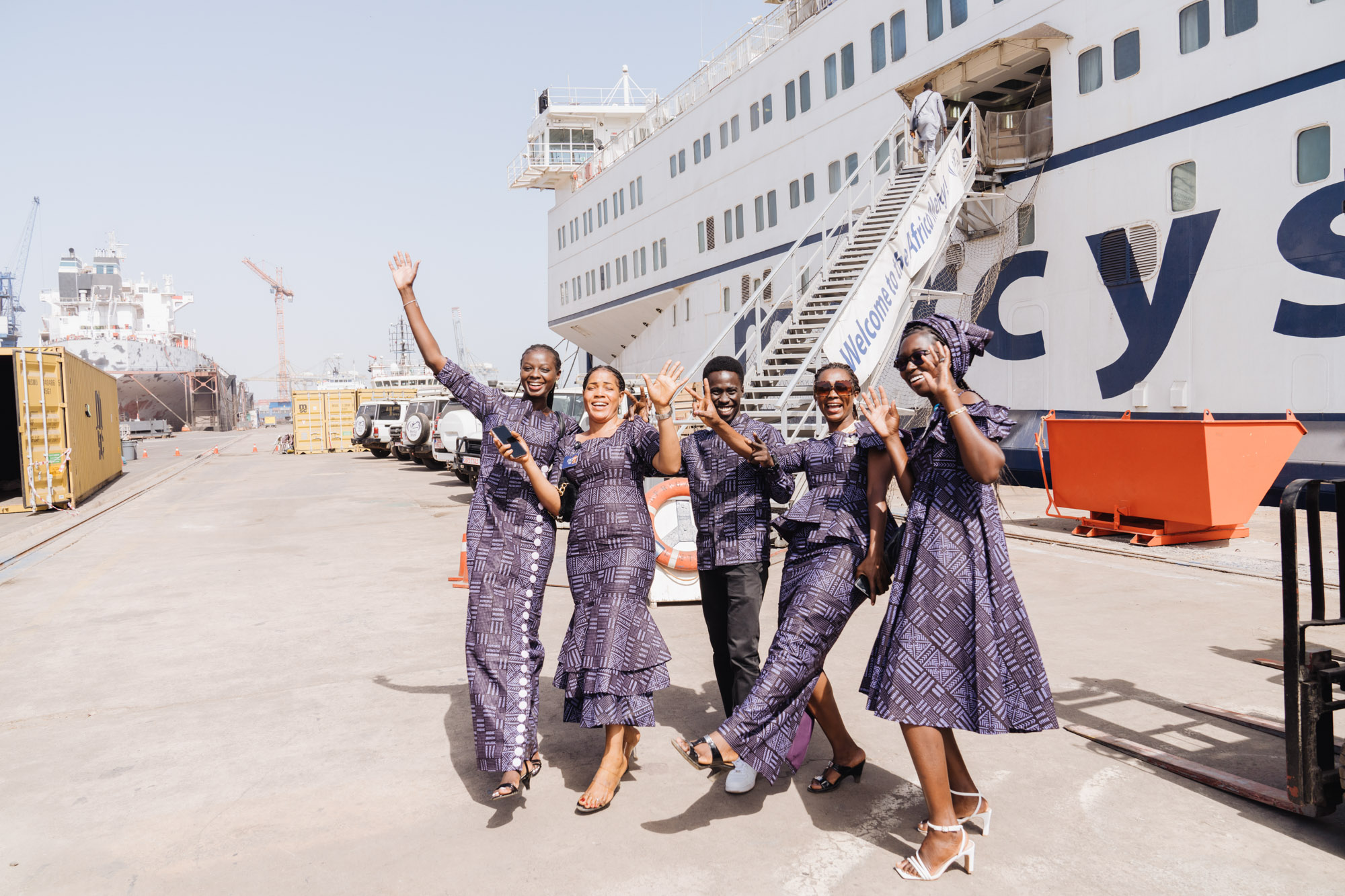 You are currently viewing Mercy ships docks in Senegal to offer surgical expertise and training